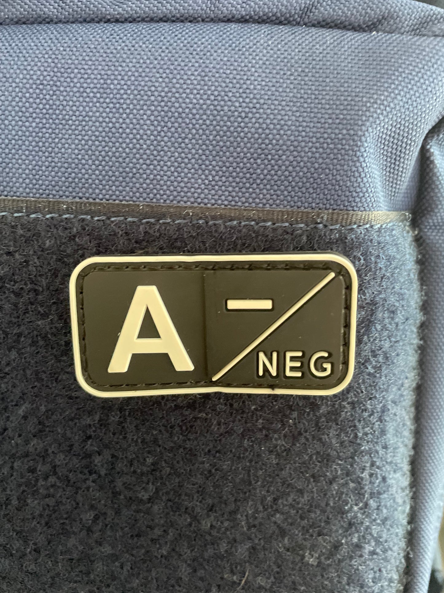Patch Velcro 3D Groupe Sanguin A- Noir